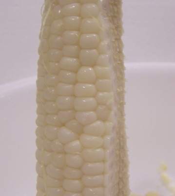 طرق تخزين الخضار والفواكه بالصور  Corn,%20kernels%20cut%20on%20the%20cob