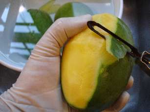 تخزين الخضار والفواكة بالصور mango_peel.jpg