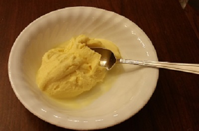 Home made vanilla ice cream