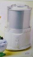 Toastmaster model 6701 ice cream maker