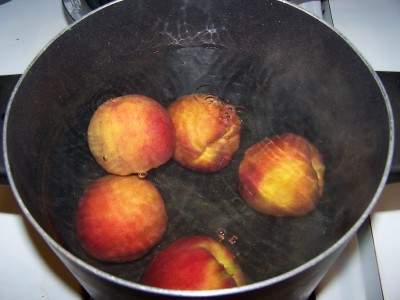 peeling peaches 1