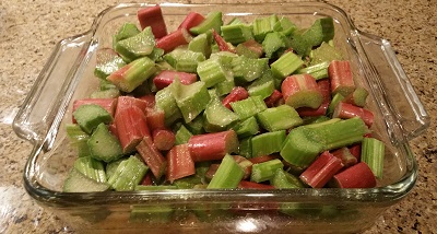 Rhubarn in the pan